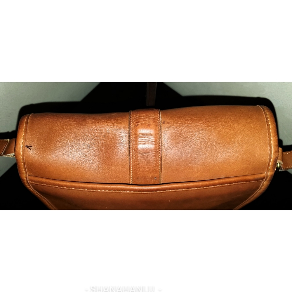 Coach VTG British Tan Leather #5731 RARE Crossbody - Picture 8 of 13